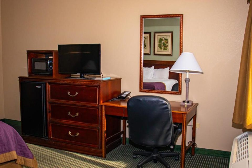 Queen Room with Two Queen Beds - Non-Smoking